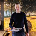 Jongen in bos
